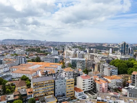 Apartamento T1 para Arrendamento Mobilado | Boavista, Porto