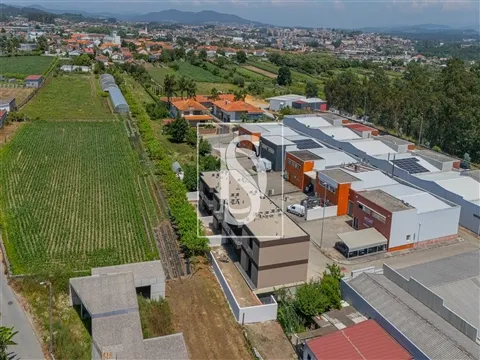 Apartamento T1+1, novo, em fase final de acabamentos — Barcelos