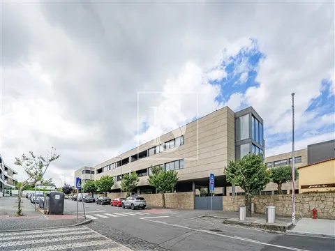 Apartamento T3 de Luxo | Empreendimento Mira Rio – Barcelinhos.