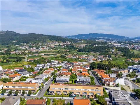 Moradia em Banda, T3, em Ponte