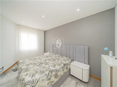 T2+1, Remodelado, com Garagem Fechada, a 1,2 km da Praia — Vila do Conde