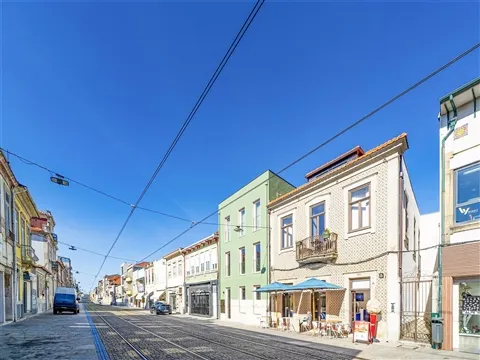 Apartamento T1 com Logradouro | Novo | Equipado e Mobilado | Zona Matosinhos sul