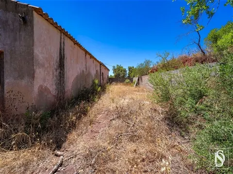 Moradia para Restaurar