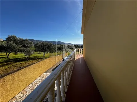 Propriedade com 7.520 m² junto à Serra de Montejunto | Cadaval
