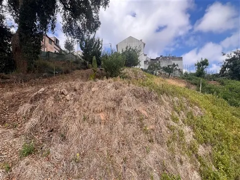 Terreno para construção de moradia em Pedroso, V. N. Gaia