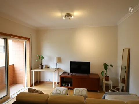 Apartamento T2+1