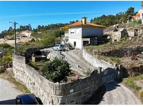 Moradia T2