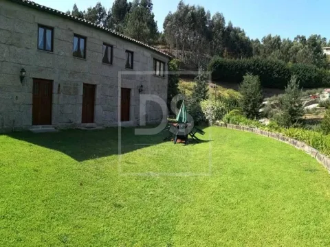 Farm >=10 Bedroom