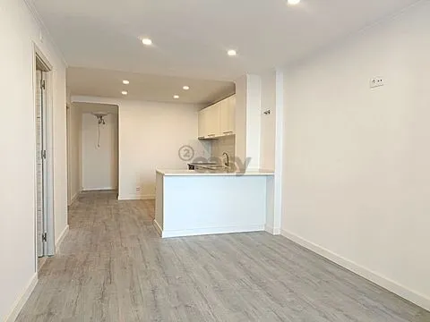 &#20844;&#23507; &#36317; Reboleira &#22320;&#38081;&#31449; 500 &#31859;