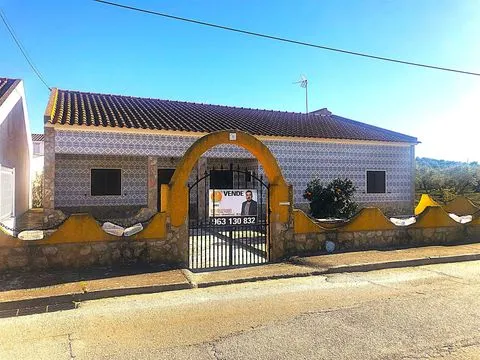 &#38463;&#36830;&#29305;&#33593;&#30340;&#26790;&#24819;&#20892;&#22330;&#65306;&#27700;&#12289;&#22478;&#24066;&#22303;&#22320;&#21644;&#20248;&#36234;&#30340;&#22320;&#29702;&#20301;&#32622;&#65292;&#21338;&#23572;&#24052;