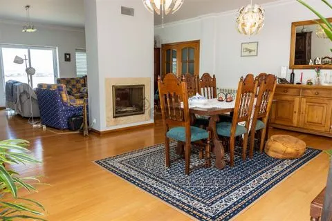 独立式的房子 6个房间