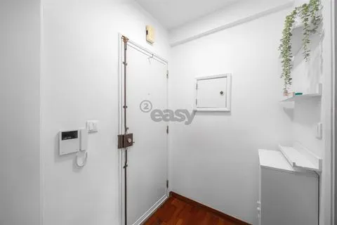 Moderna y luminosa T3 totalmente reformada