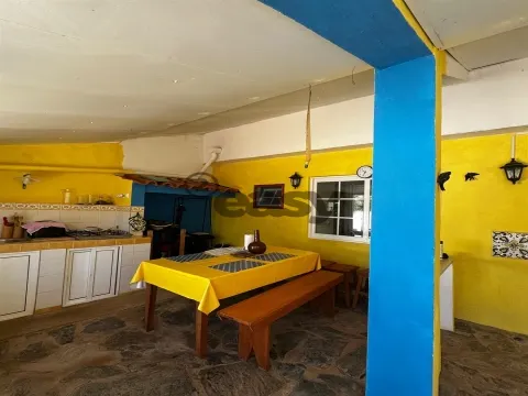 MORADIA T3 COM AMPLO QUINTAL EM CASA BRANCA - SOUSEL