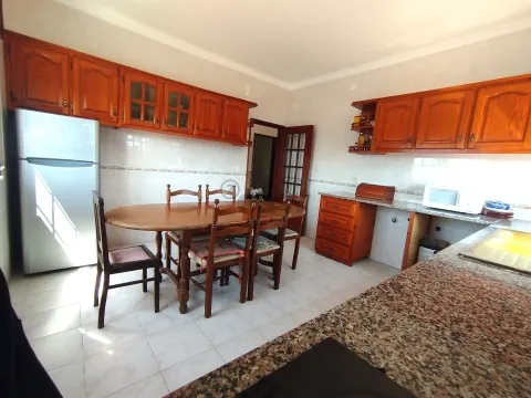 Oportunidade Única na ALDEIA DE CEM SOLDOS – Três Habitações numa Só Propriedade!