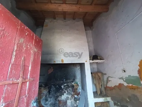 Moradia T2 para Recuperar – Monte da Ervideira de Baixo, Montemor-o-Novo