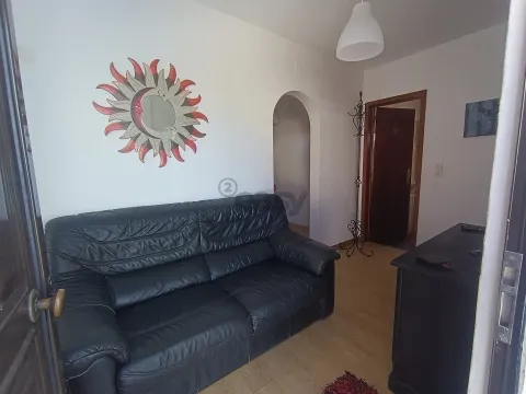 &#1050;&#1074;&#1072;&#1088;&#1090;&#1080;&#1088;&#1072; &#1089; 1 &#1089;&#1087;&#1072;&#1083;&#1100;&#1085;&#1077;&#1081; &#1080; &#1073;&#1086;&#1083;&#1100;&#1096;&#1080;&#1084; &#1073;&#1072;&#1083;&#1082;&#1086;&#1085;&#1086;&#1084;, Vila Nova de Santo André