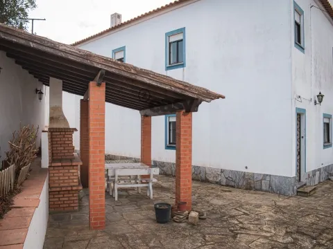 Moradia T4 com Garagem em Odemira