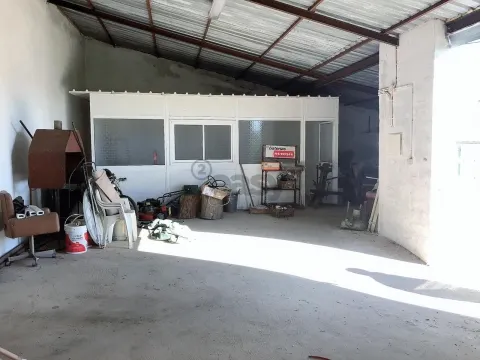 Moradia com 9 divisões para remodelar, Alcaria do Coelho, São Marcos da Ataboeira