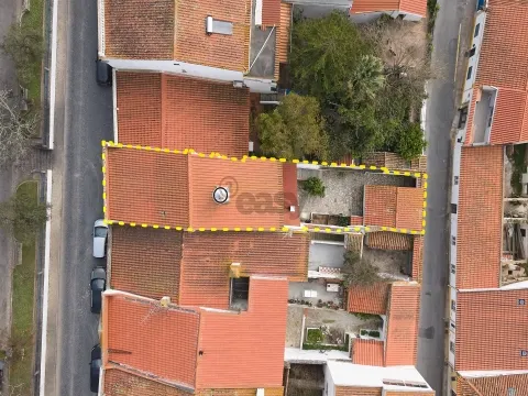 Casa Senhorial c/ 10 divisões remodelada em Rua Emblemática de Castro Verde