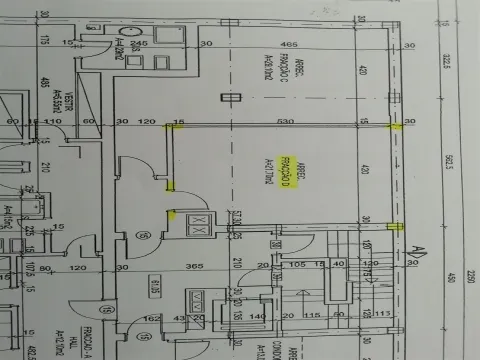Apartamento T3 em Queijas com 2 Parqueamentos e Arrecadação