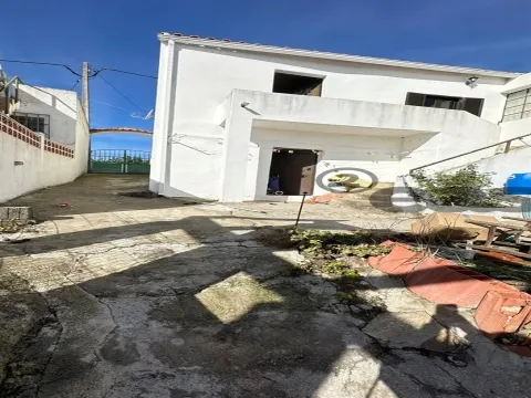 Moradia T4+1 com 9 Divisões em Alvisquer, Belver, Gavião – Habitável e com Potencial