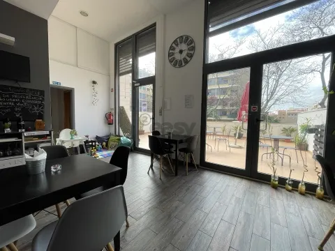 Snack Bar para trespasse na Urbanização Vila chã