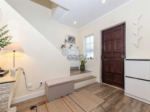 Moradia Isolada T3 com Piscina em Sesimbra 