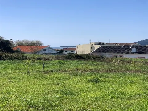 Terreno 515m² em Seixas: Construa Até 330m² (PIP em Curso)