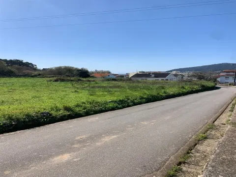 Terreno 515m² em Seixas: Construa Até 330m² (PIP em Curso)