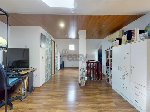 Apartamento T4