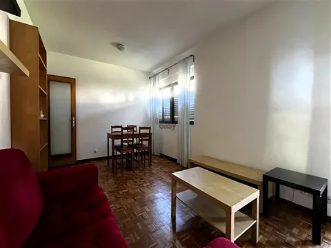 A 150m da Praia em Vila Praia de Âncora | Garagem e Arrumos