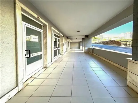Venda Amadora Store 100m2