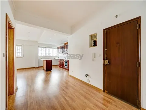 Apartamento T2 no Cacém