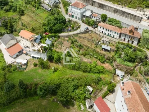 Terreno Rústico em Torrados