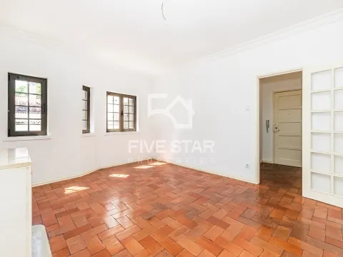 T2 - APARTAMENTO - CASCAIS - CENTRO HISTÓRICO