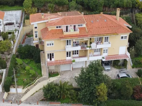 T4 Duplex - Parede - Vista Mar - Varanda - Garagem - Para Renovação