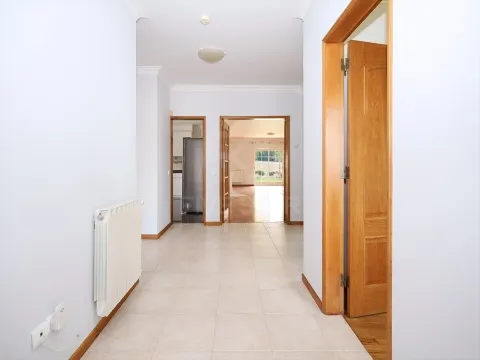 Moradia T5+1 - Grande jardim - Cascais - Kings’s College