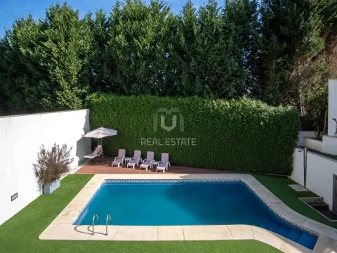 MORADIA  INDIVIDUAL COM PISCINA EM VALONGO