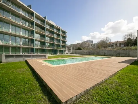 T1 NOVO em Condomínio Privado com Piscina e Ginásio em Espinho