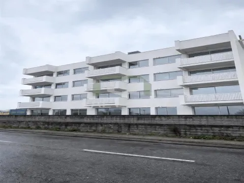 Apartamento T3 NOVO no centro de Amares