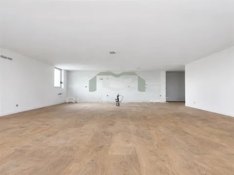 Apartamento T3 NOVO no centro de Amares