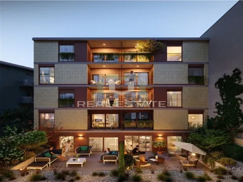 Apartamento T1+1  em Matosinhos Sul, Porto