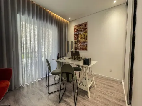 T3 COMO NOVO &#124; TERRAÇO PRIVATIVO &#124; ZONA PREMIUM