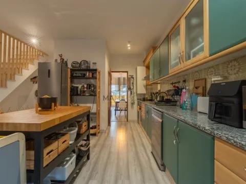 Andar Moradia T3+1 / Centro Lamego / Remodelado