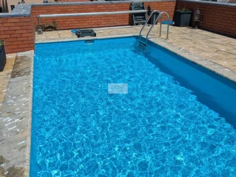 Apartamento T5 triplex de 3 frentes com piscina ao colégio luso francês