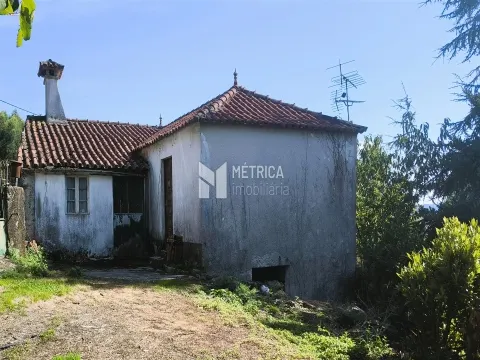 Moradia em Pedra em Calheiros, Ponte de Lima | Oportunidade de Investimento