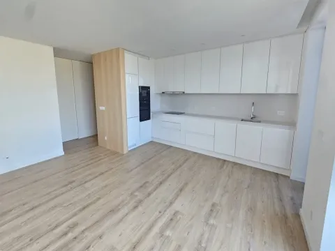 Apartamento T2 Aveiro Esgueira, centro da cidade