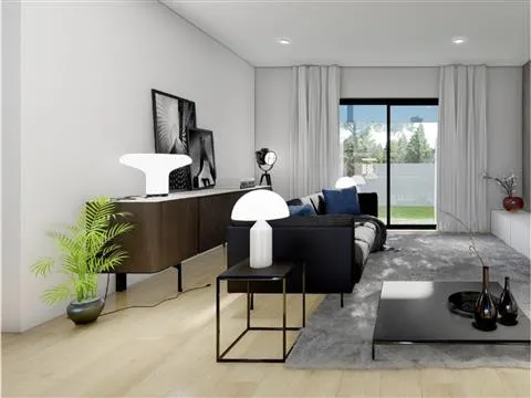 House T4 in Aveiro, Oiã, with garden