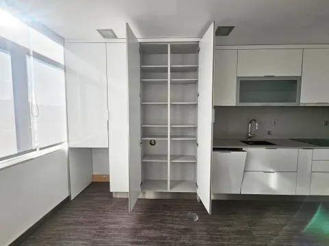 Apartment T2 in Aveiro, city center, on Av. Dr. Lourenço Peixinho