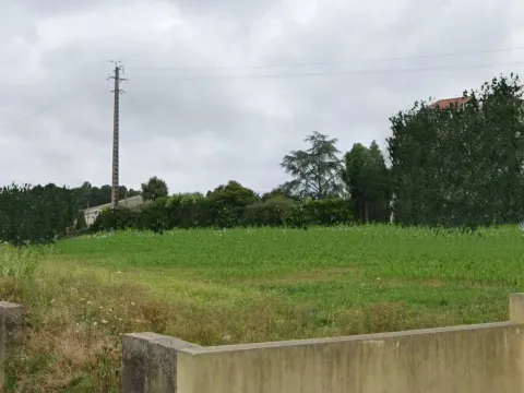 Plot of land for the construction of house in Aveiro, Aradas